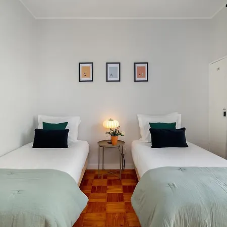 Whome Ft169 Location 2-bed Perfect To Explore Porto