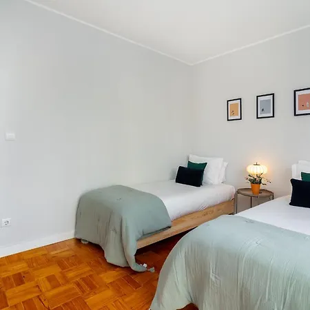 Whome Ft169 Location 2-bed Perfect To Explore Apartment Porto
