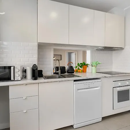 Whome Ft169 Location 2-bed Perfect To Explore Apartment *